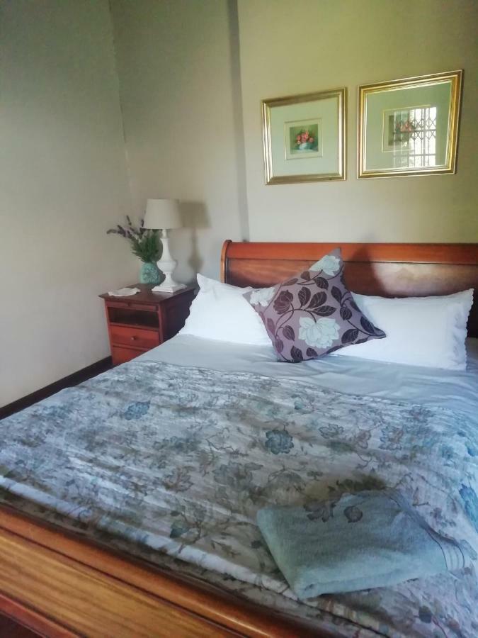 Erin Guesthouse And B&B Bergville Exterior foto